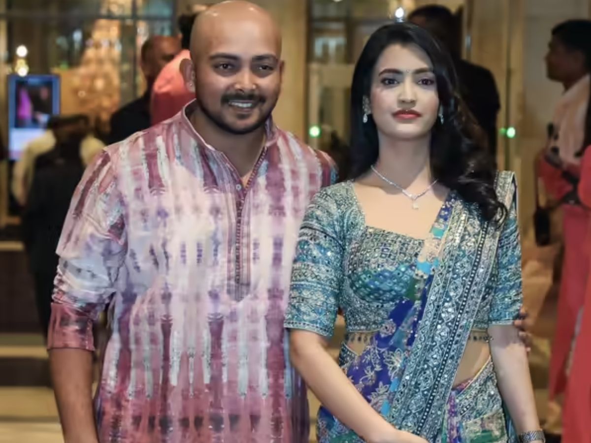 अर्जुन तेंदुलकर की शादी में एंट्री - Photo Gallery