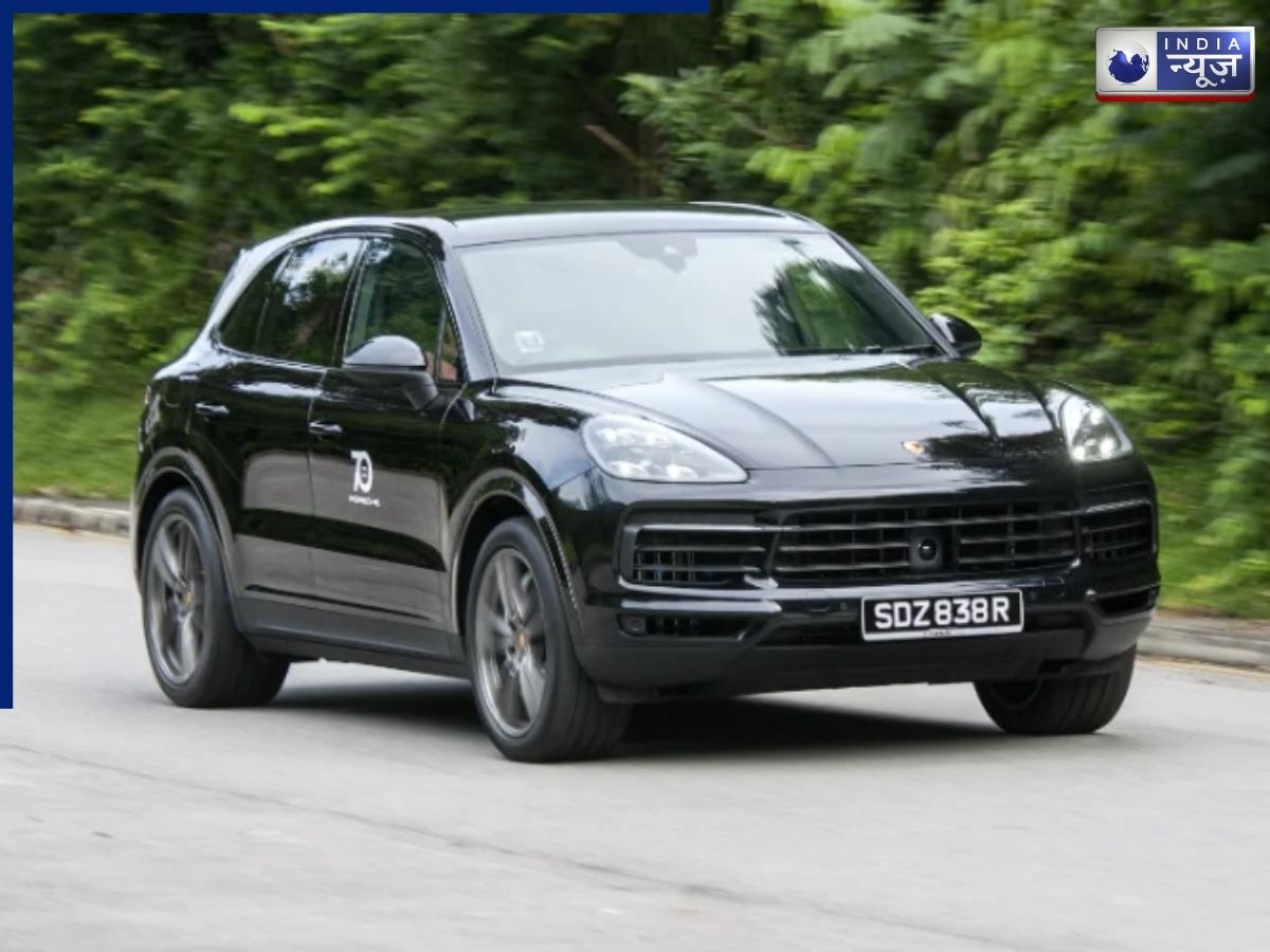 Ananya Birla's Porsche Cayenne - Photo Gallery