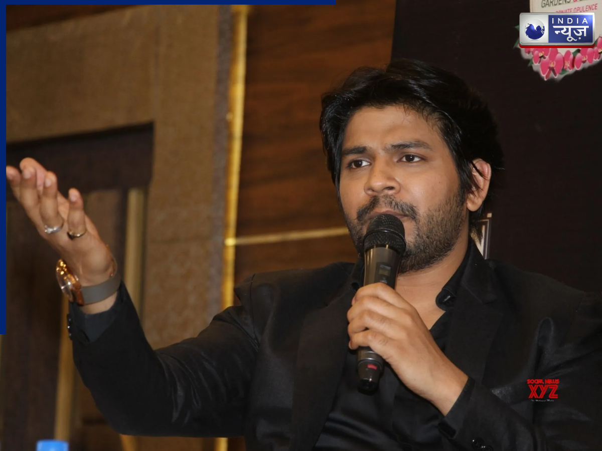 Ankit Tiwari Worked at a radio station - Photo Gallery