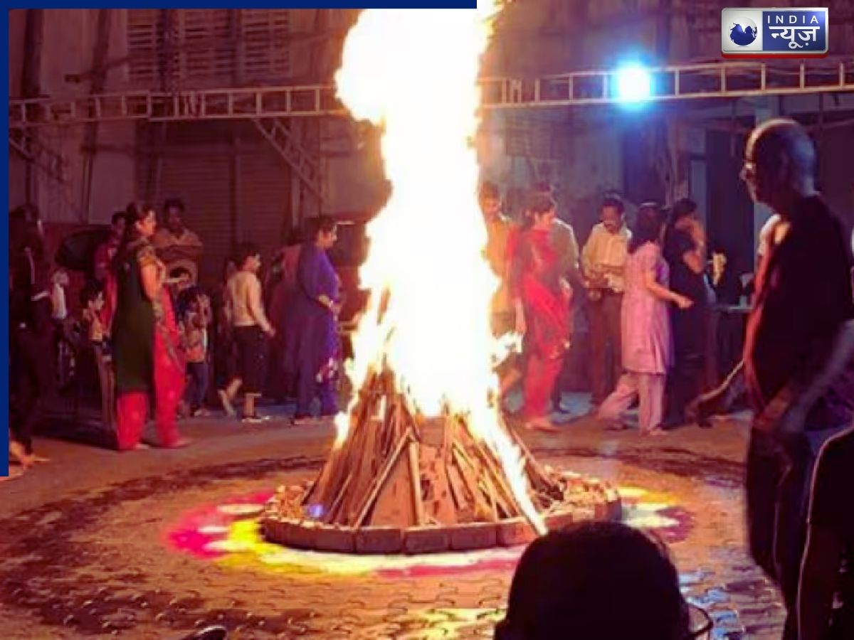 Take blessings from elders - Photo Gallery