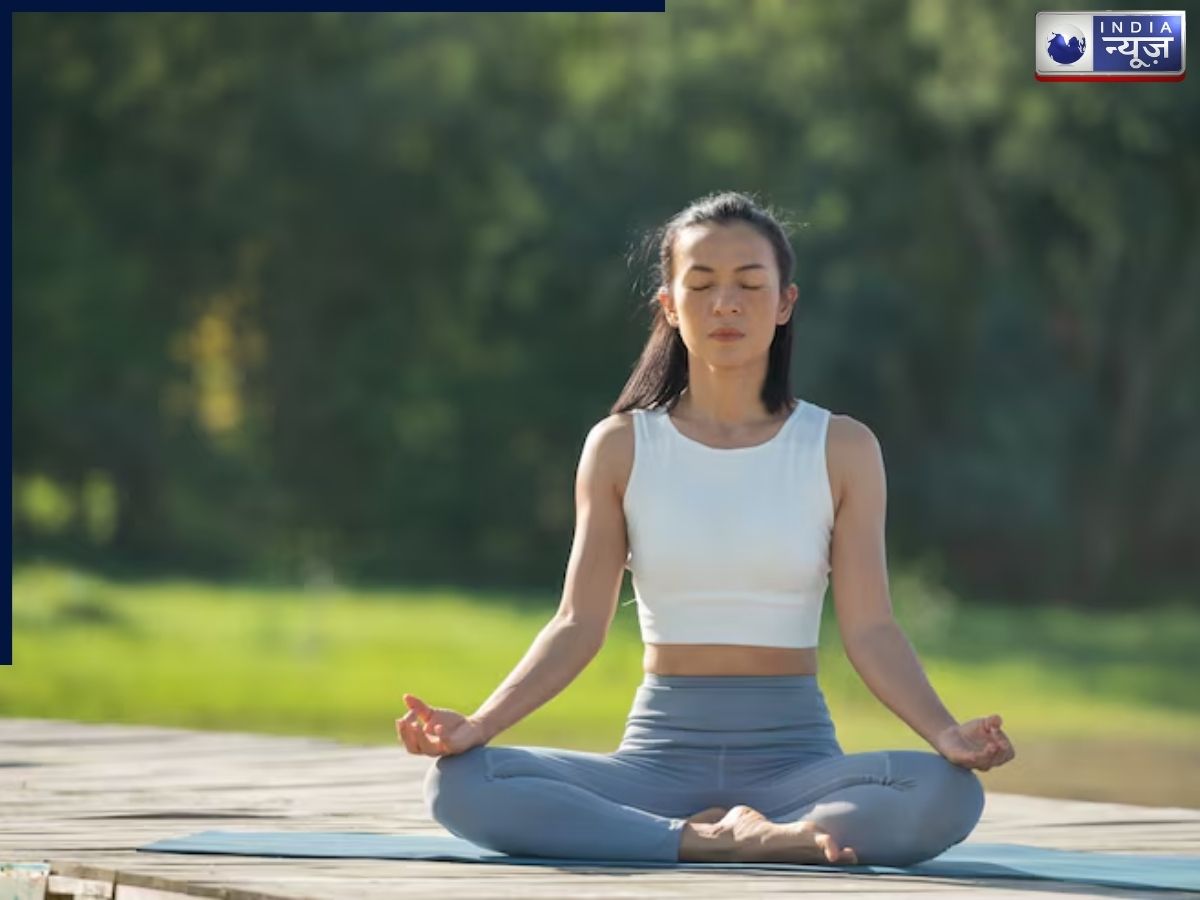 Padmasana Yoga - Photo Gallery