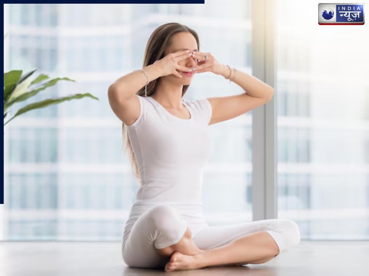 Bhramari Pranayam - Photo Gallery