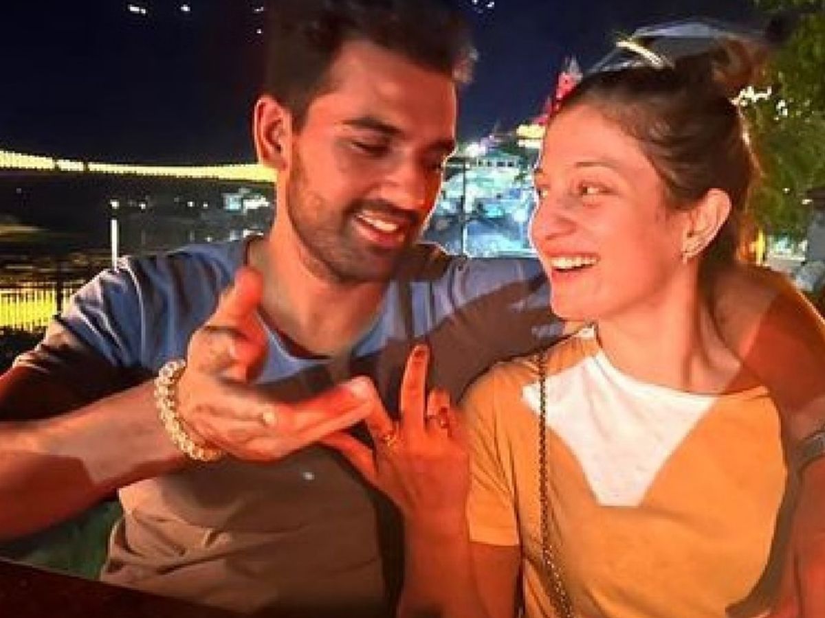 5 month dating then marriage - Photo Gallery