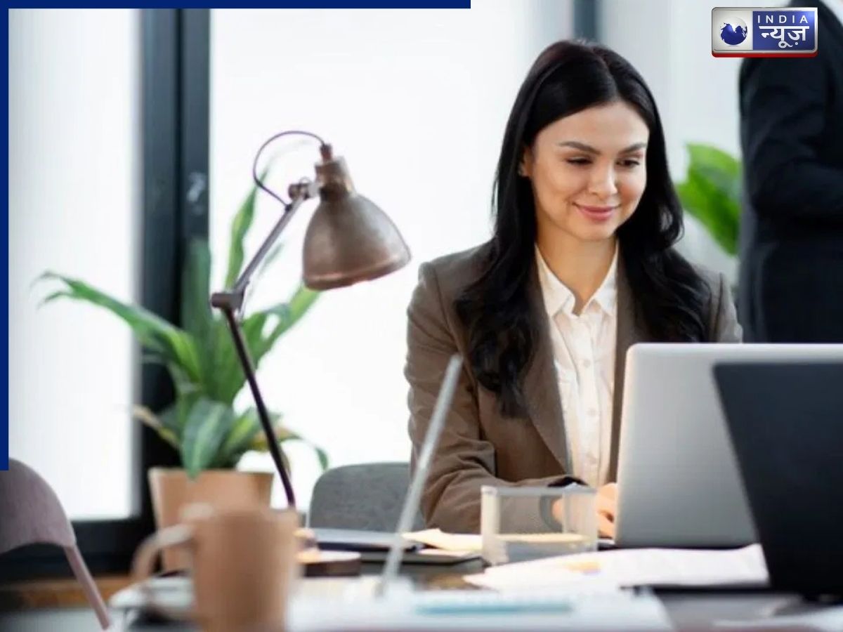 Even working women do not get help - Photo Gallery