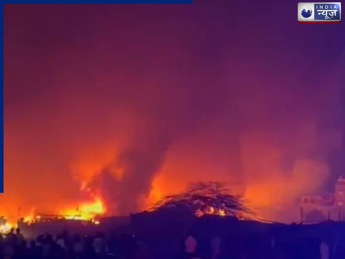 उत्तम नगर की मछली मंडी में भीषण आग, कई दुकानें और झुग्गियां जलीं, दमकल की टीमें मौके पर