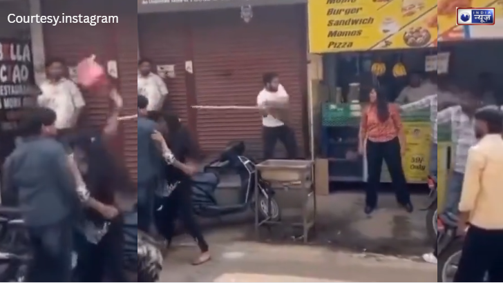 हरियाणा में बीच सड़क छिड़ा ‘प्यार का महायुद्ध’, लड़के के प्रपोज करते ही लड़की ने बरसाए पतीले, फिर जो हुआ ‘वाईपर कांड’…