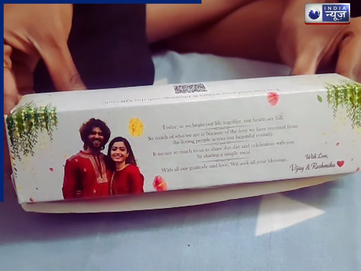 Distribute boxes of sweets - Photo Gallery