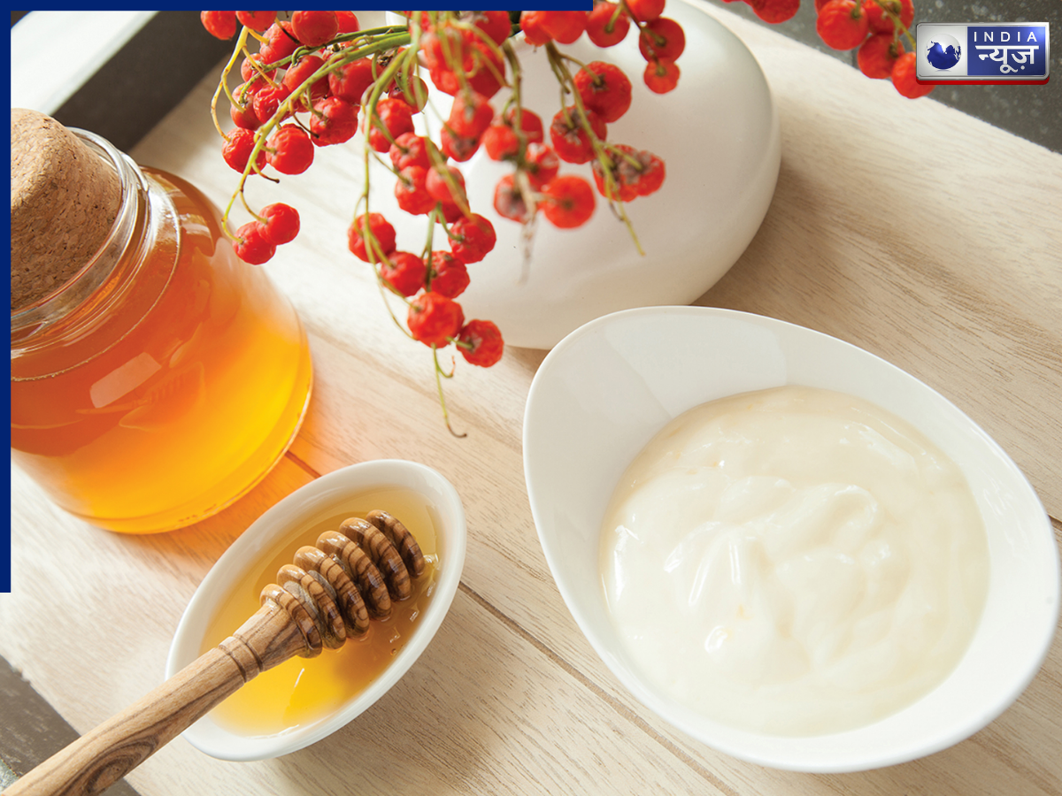 Yogurt and Honey Face Mask - Photo Gallery