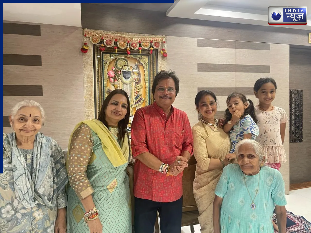 Away from the show due to family commitments - Photo Gallery