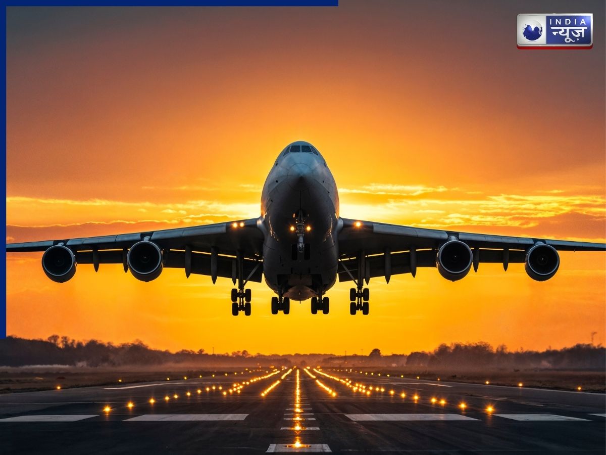 IndiGo Emergency Landing: टल गया अहमदाबाद जैसा हादसा! मौत के मुंह से बाहर आए 160 यात्री,  IGI एयरपोर्ट पर इमरजेंसी लैंडिंग