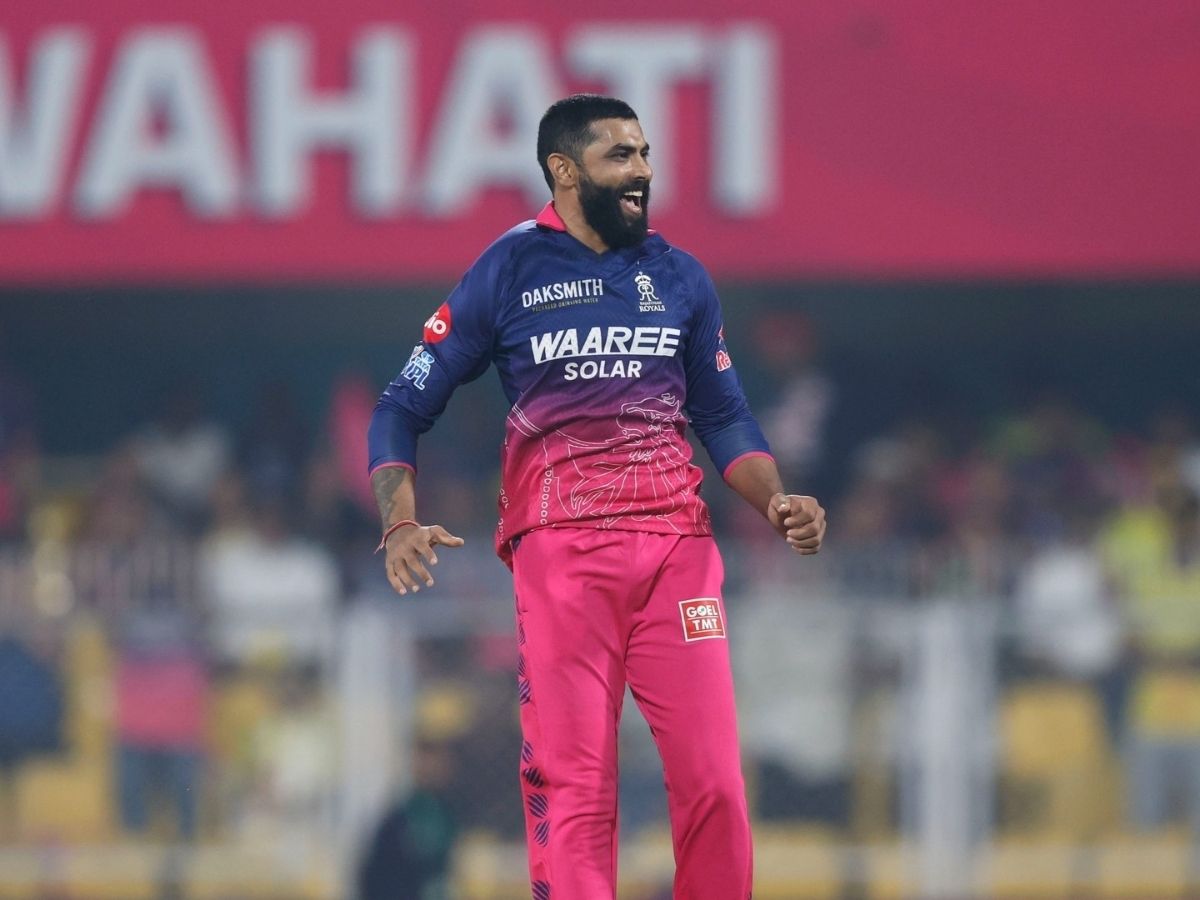 Jadeja took 2 wickets against Chennai - Photo Gallery