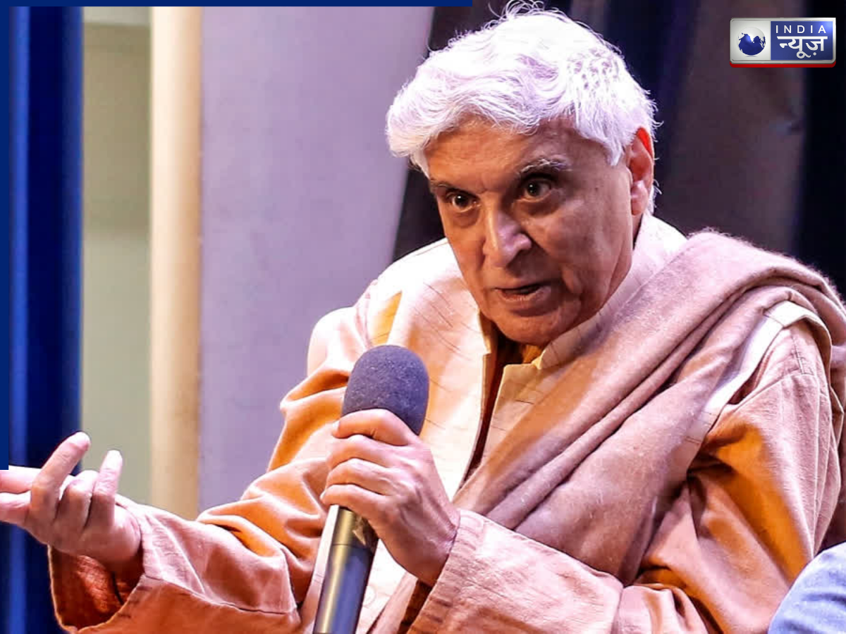 Yash Chopra's assistant requested a song - Photo Gallery