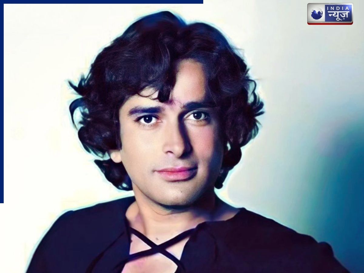 Today is Shashi Kapoor birth anniversary - Photo Gallery