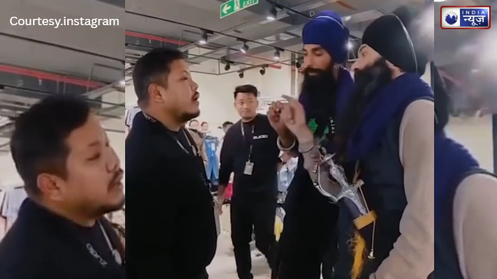 Zudio में ‘ 2 सिख भाइयों की किरपाण पर बवाल: मैनेजर ने चलाई ‘नो वेपन’ पॉलिसी, 40 मिनट तक चला हाई-वोल्टेज ड्रामा!