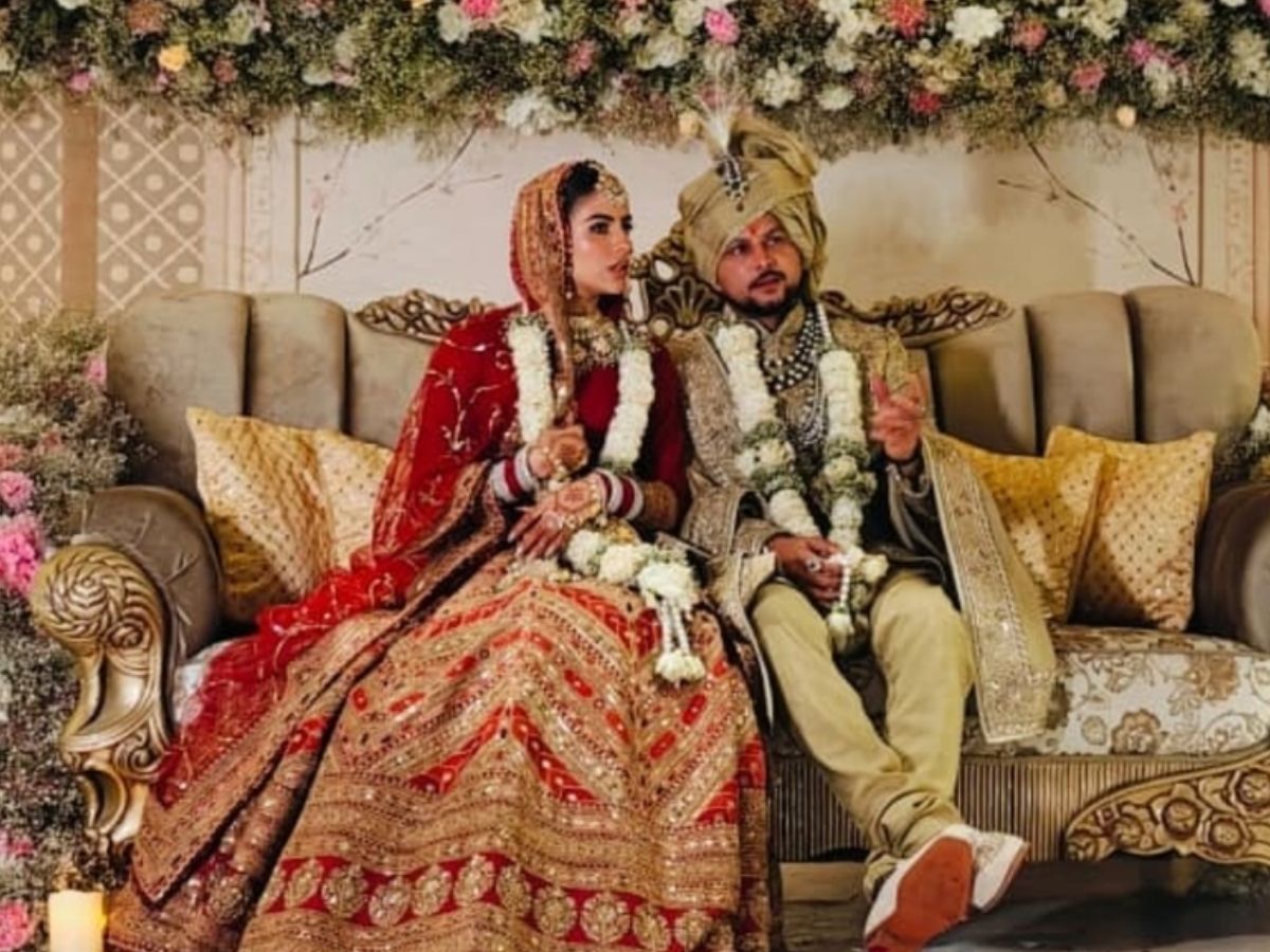 Kuldeep Yadav Marriage: कुलदीप यादव शादी के बंधन में बंधे, लाल जोड़े में दिखीं वंशिका, देखें वीडियो