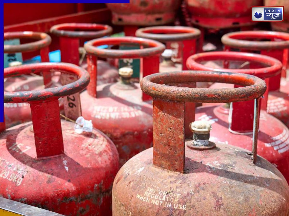 फोन कॉल से गैस बुकिंग में आ रही दिक्कत? ये आसान तरीके तुरंत दिलाएंगे LPG सिलेंडर; व्हाट्सएप भी है एक तरीका
