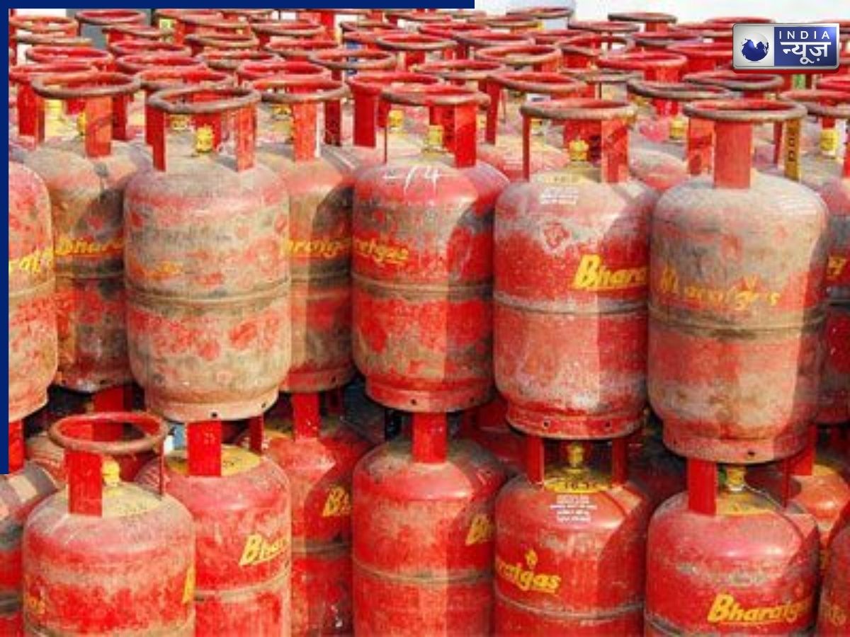 रसोई का पुराना जुगाड़ फिर हुआ वायरल, गैस सिलेंडर खत्म होने पर लोग अपना रहे यह आसान तरीका