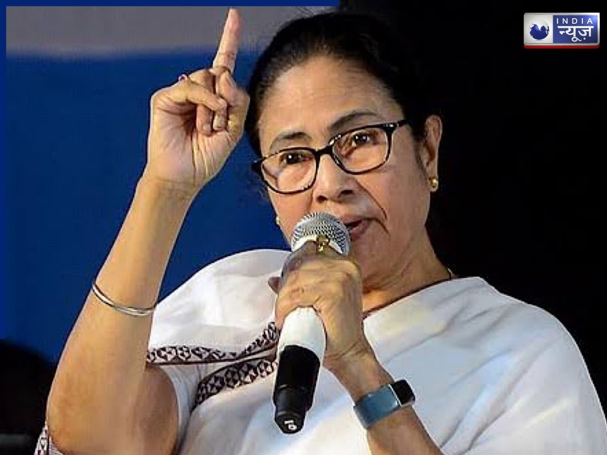 Why did Mamata Banerjee resign? - Photo Gallery