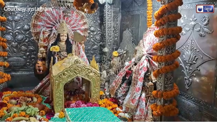 नमक की बोरी में आईं भवानी! जानें कब उमड़ता है भक्तों का सैलाब, क्यों आज भी बनिया परिवार करता है पहली आरती? - Photo Gallery