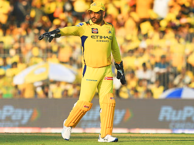 dhoni and CSK - Photo Gallery