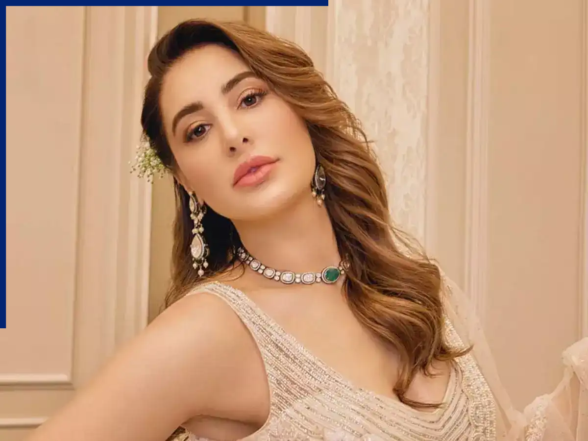 Nargis Fakhri in Dubai - Photo Gallery