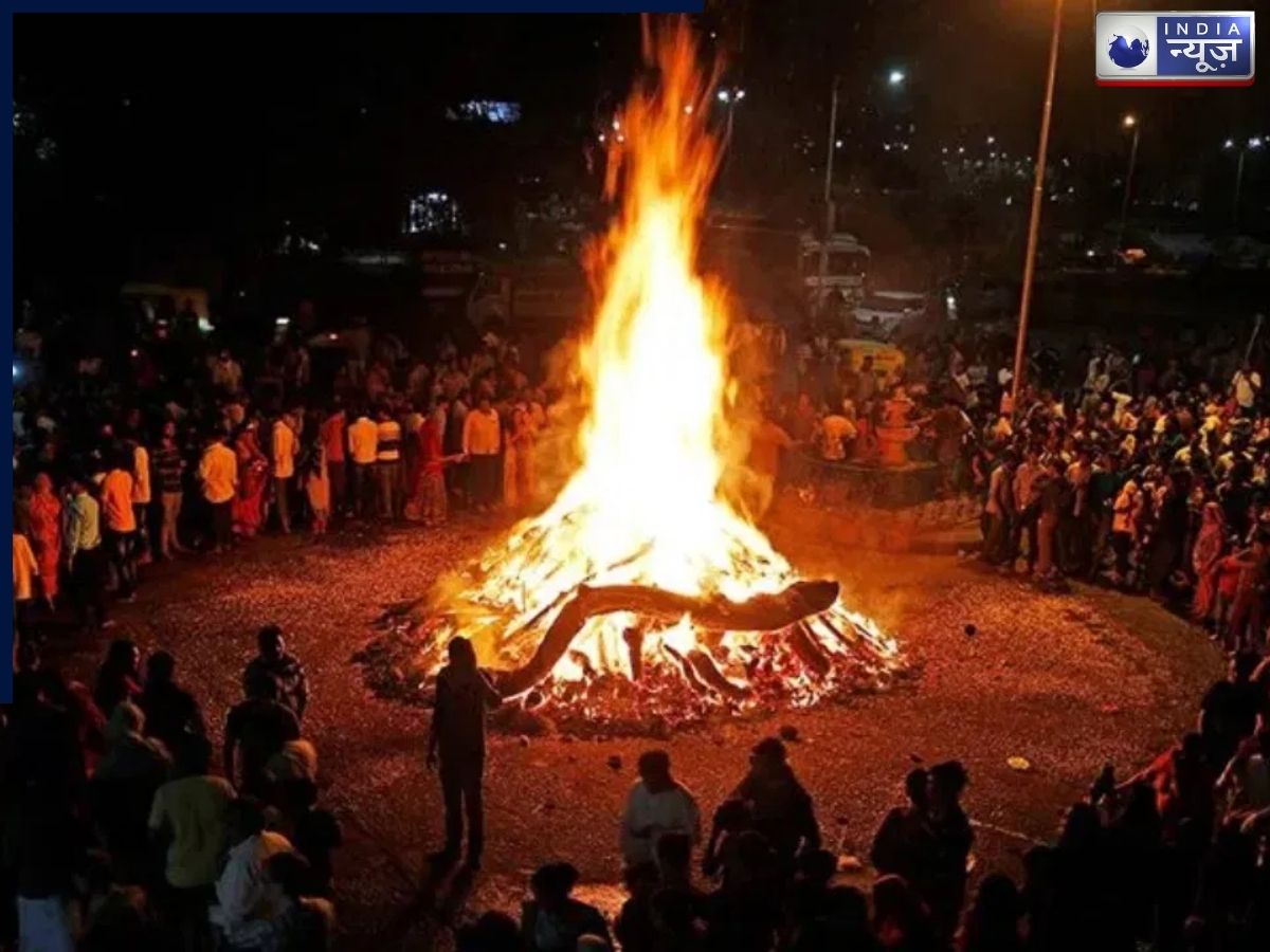 होलिका को कच्चे धागे से क्यों लपेटते हैं? धार्मिक और आध्यात्मिक महत्व क्या है? पौराणिक संदर्भ समझें