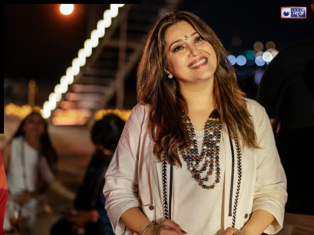 19 साल की उम्र में बुली हुई ‘माधुरी दीक्षित’ की हमशक्ल, शाहरुख खान के साथ नहीं किया काम