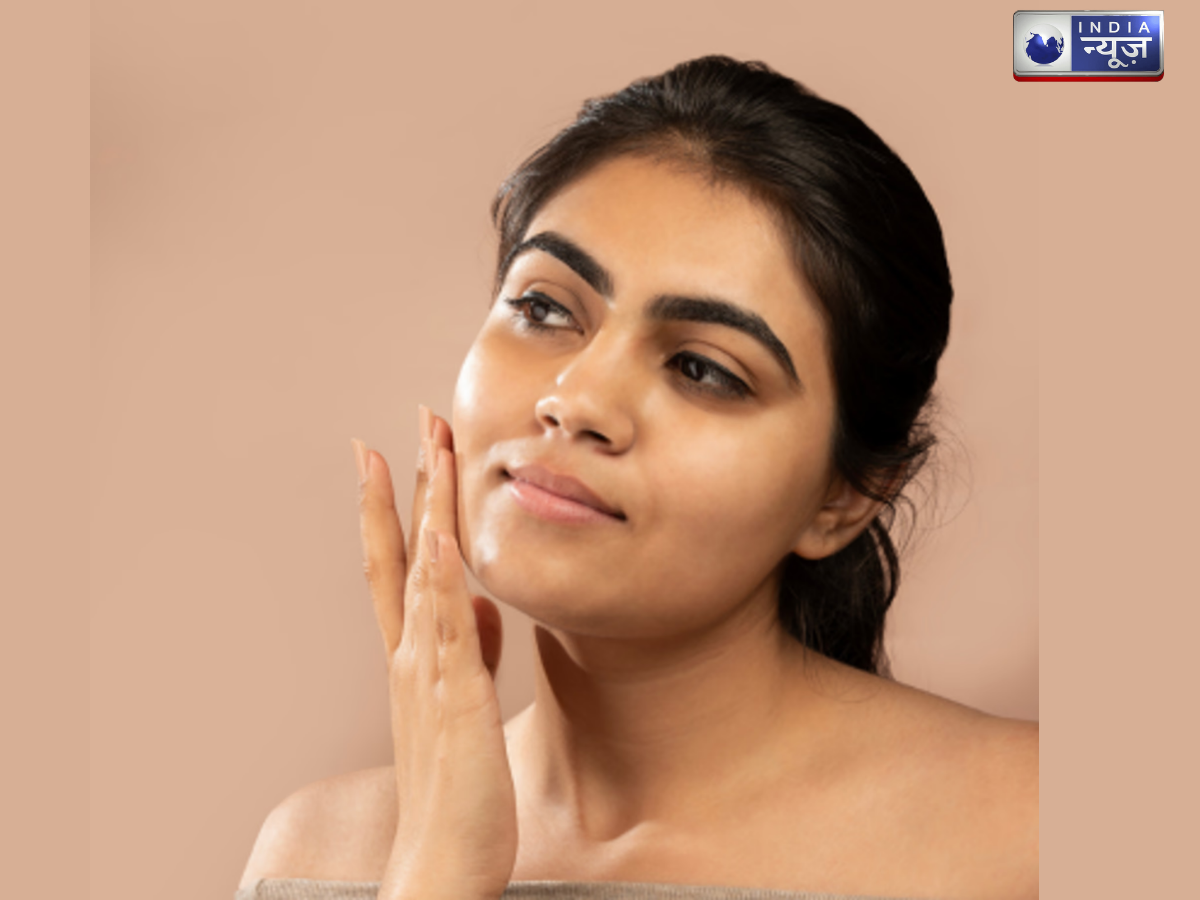 Prepare before playing holi - Photo Gallery