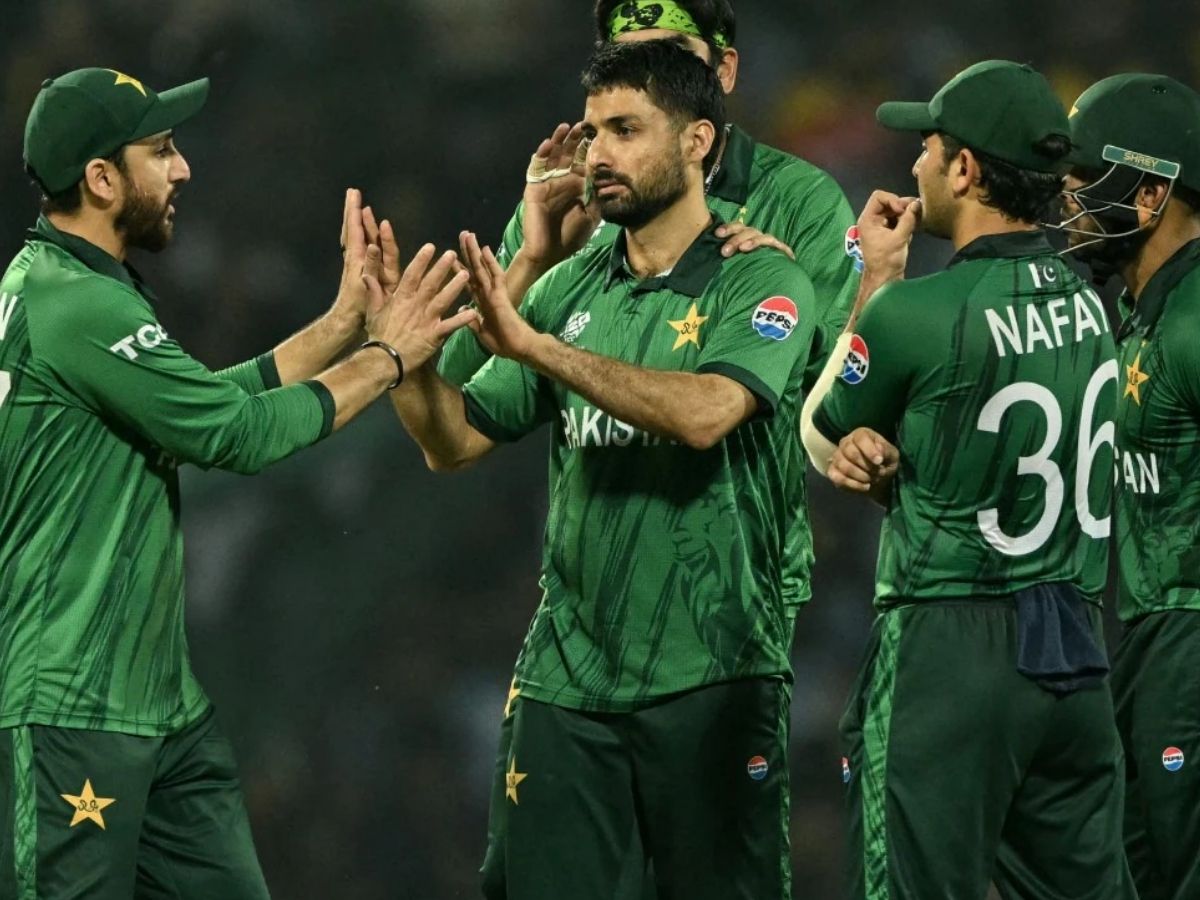 पाकिस्तान क्रिकेट में भूचाल, वर्ल्ड कप से बाहर होने पर PCB ने अपनाया सख्त रुख, खिलाड़ियों की काटी सैलरी