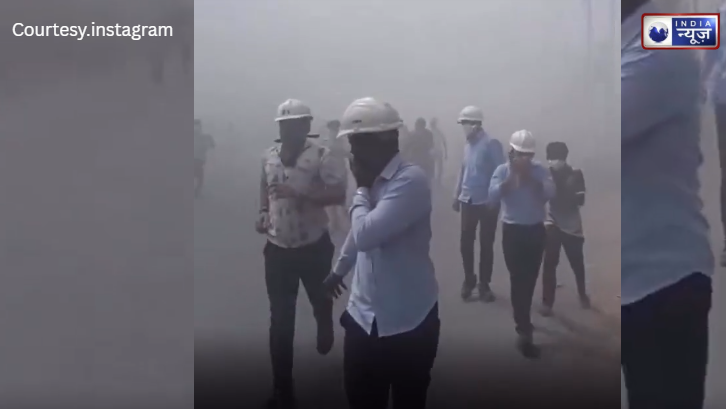 केमिकल कंपनी की लापरवाही या बड़ा हादसा? पालघर में ‘गैस कांड’ ने उड़ाई प्रशासन की नींद, सड़कों पर उतरे लोग!