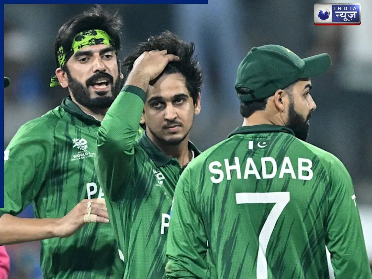 गरीबी में आटा गीला… पाकिस्तानी खिलाड़ियों को मिलती है सिर्फ इतनी सैलरी, अब PCB ने ठोका 50 लाख का जुर्माना!