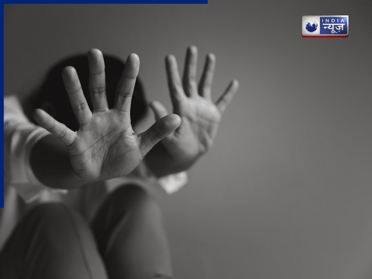 पहले अपने प्रेमी से बहू का करवाया रेप, बनाया वीडियो, फिर हफ्तों तक…., सास की दरिंदगी सुन खौल जाएगा खून