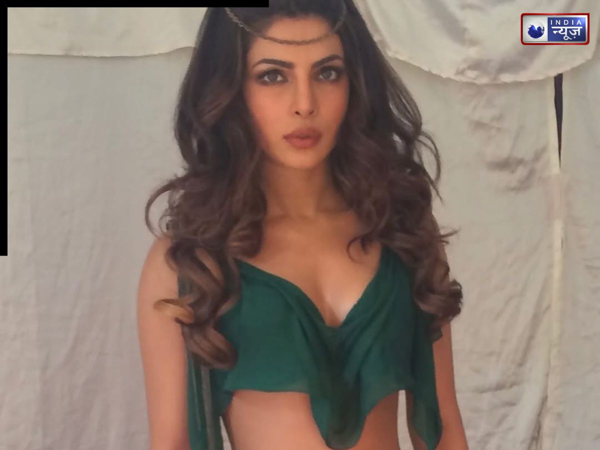 priyanka chopra miss world - Photo Gallery