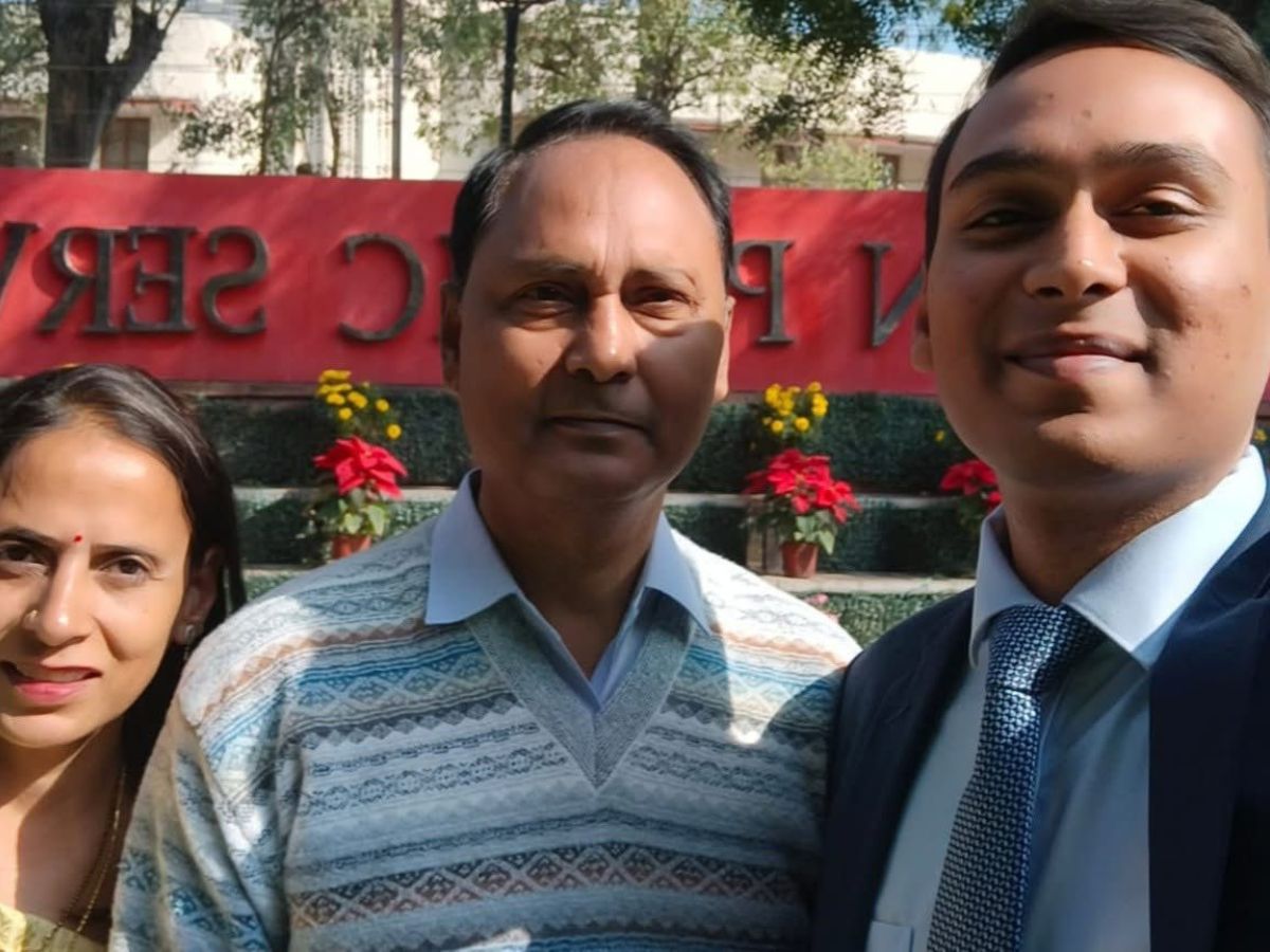 Railway में पिता TTE, IIT से किया बीटेक, फिर UPSC में ऐसे पाई कामयाबी