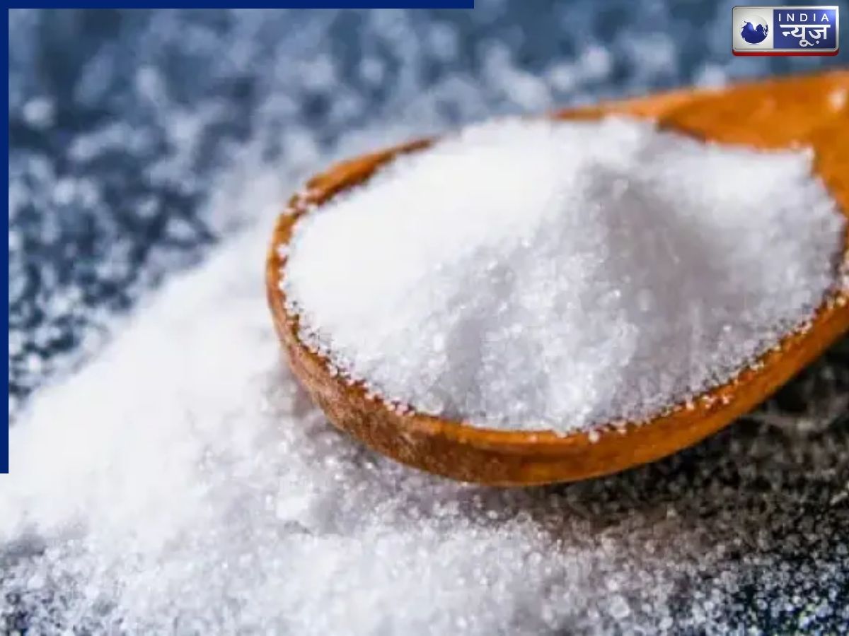 शरीर में नमक की कमी, सोडियम घटने पर क्या होते हैं लक्षण, उम्र के हिसाब से कितना नमक जरूरी