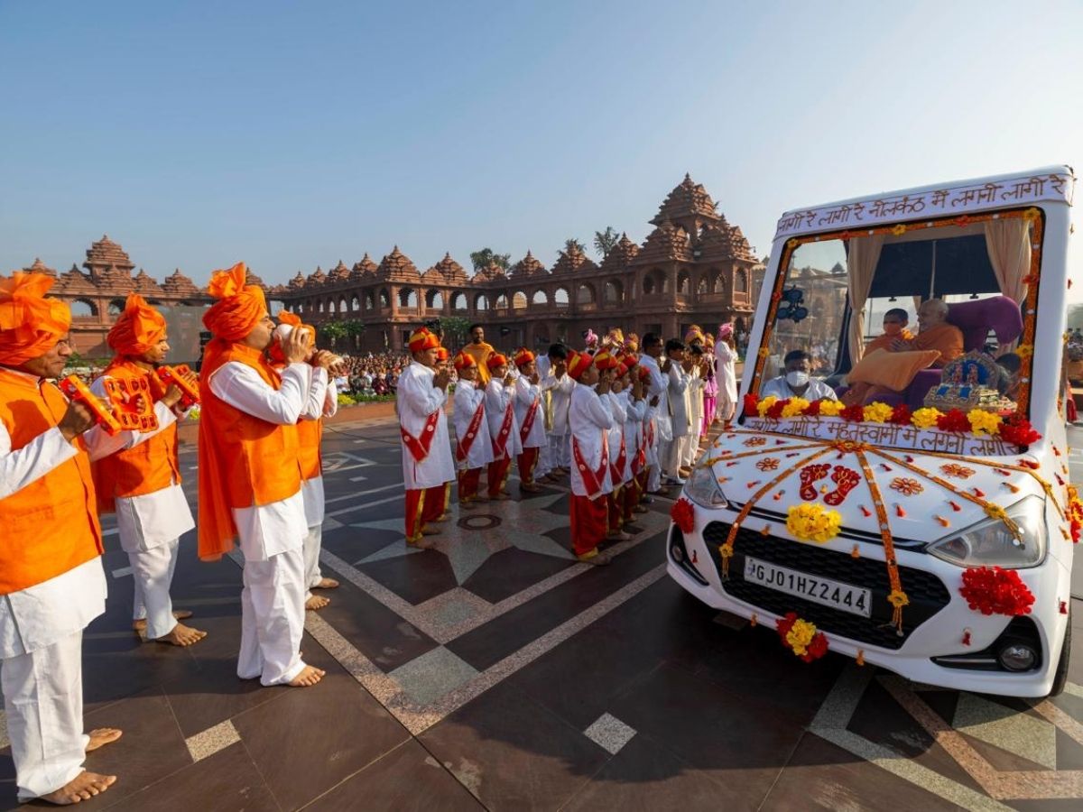 Saints from which countries were present - Photo Gallery