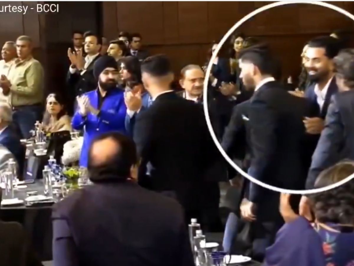 अवॉर्ड लेने जा रहे थे सैमसन, केएल राहुल ने लगाई आवाज, लाइन तोड़ सीने से लगे संजू, VIDEO