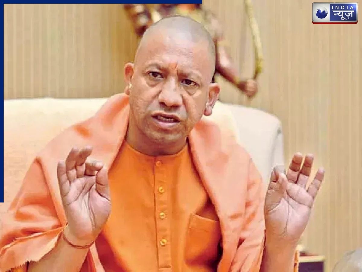 UP Election: मिशन 2027 में जुटे CM योगी, मेरठ में आरएसएस नेताओं के साथ बैठक, आखिर किन मुद्दों पर हुई चर्चा?