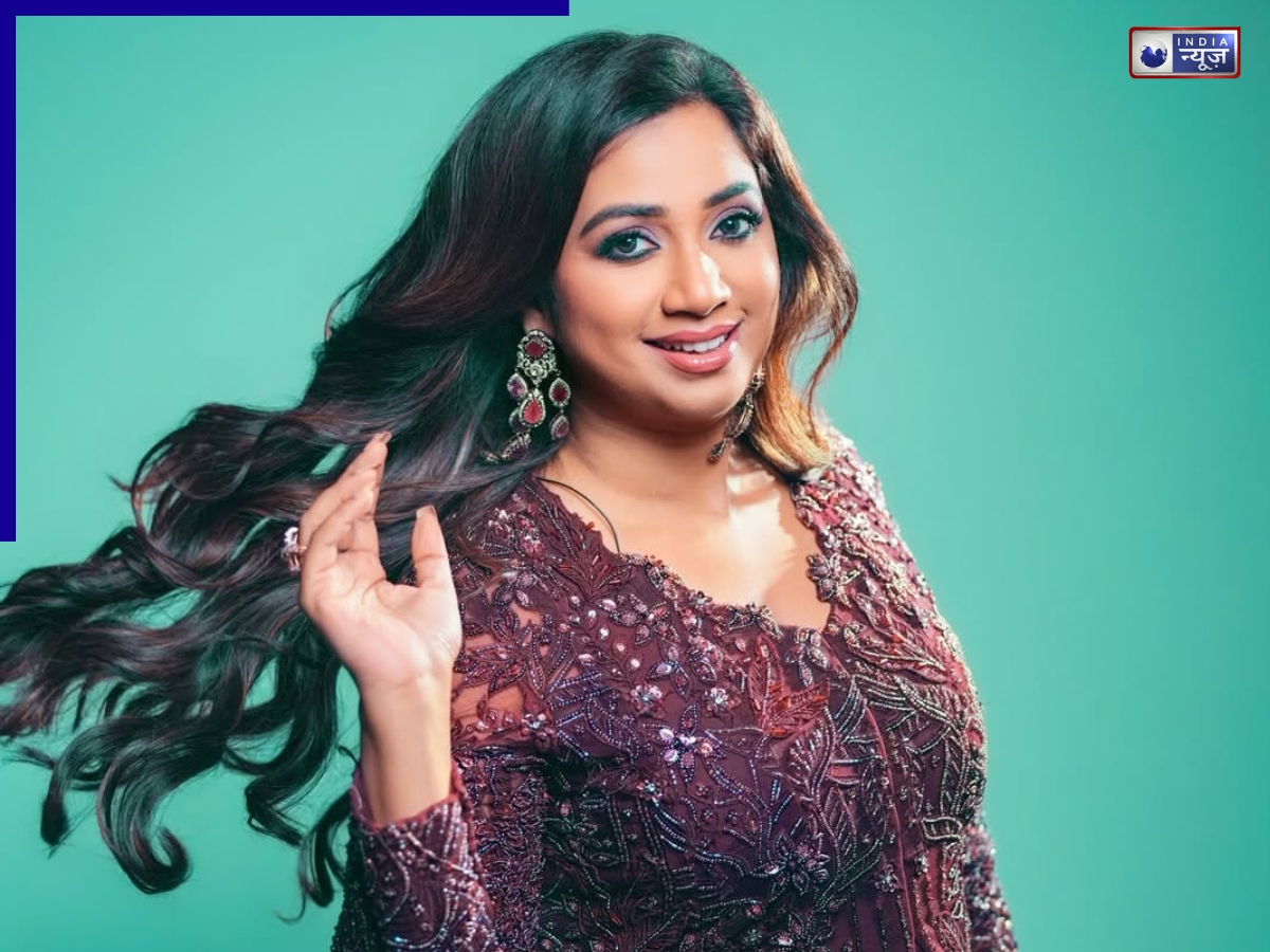 दीवानगी की हद! 12000 KM का सफर तय कर मुंबई पहुंचा फैन, अटेंड किया श्रेया घोषला का कॉन्सर्ट