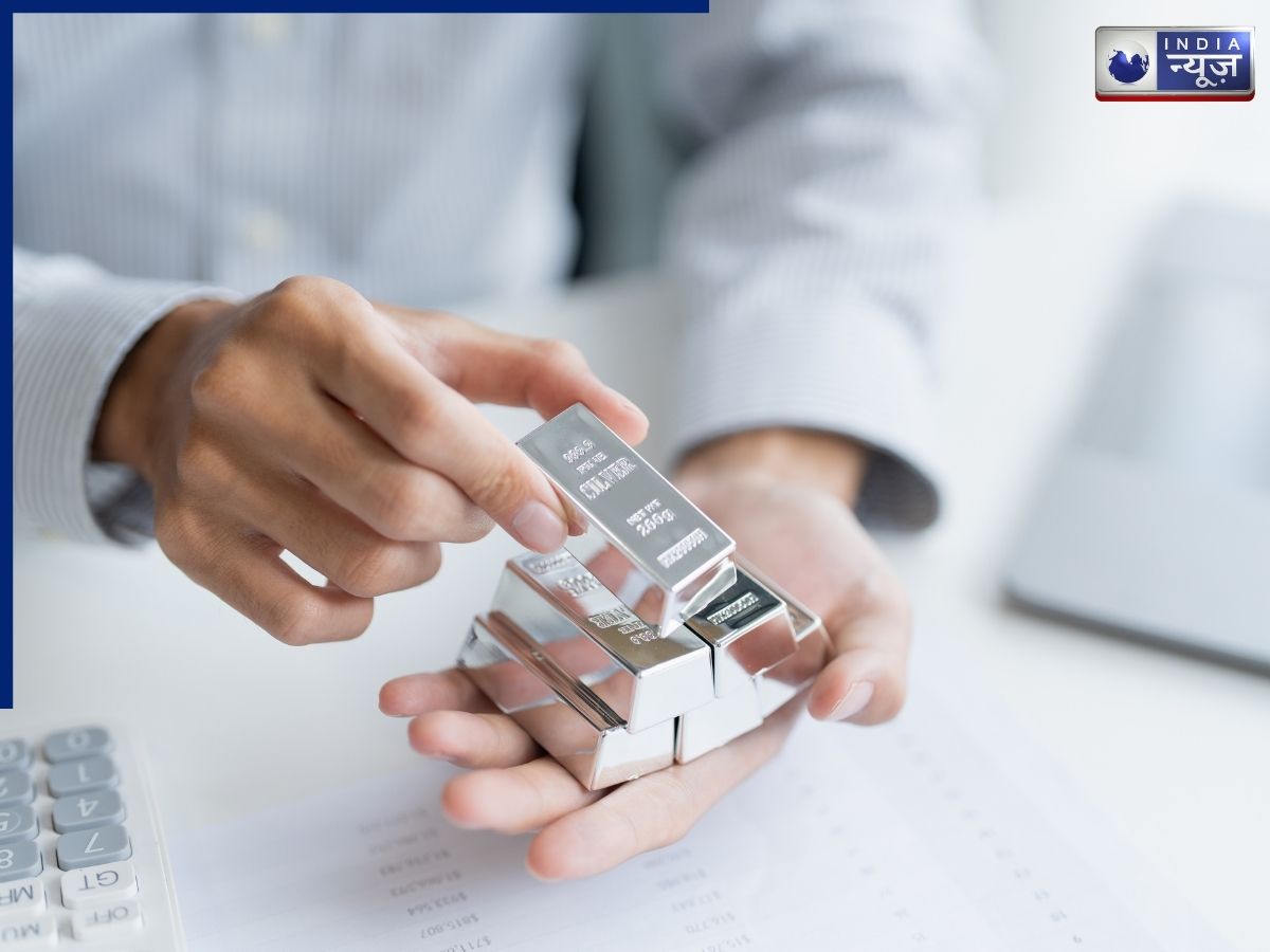 Silver Price Today: चांदी की कीमतों में जबरदस्त उछाल, खरीदारी करने से पहले जानें आज के ताजा रेट्स