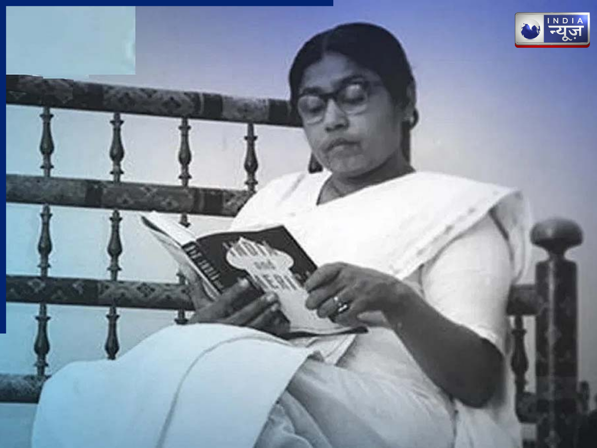 Sucheta Kriplani - Photo Gallery