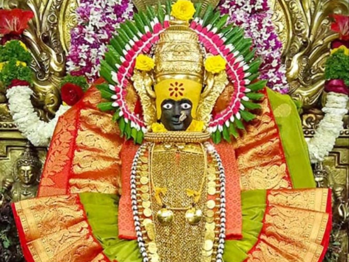 Symbolism of Goddess Mahalaxmis Four Hands - Photo Gallery