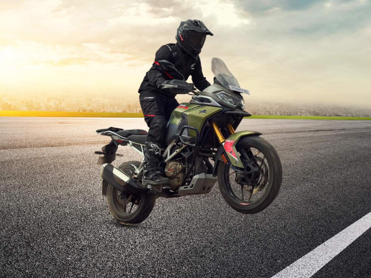 TVS Apache RTX - Photo Gallery