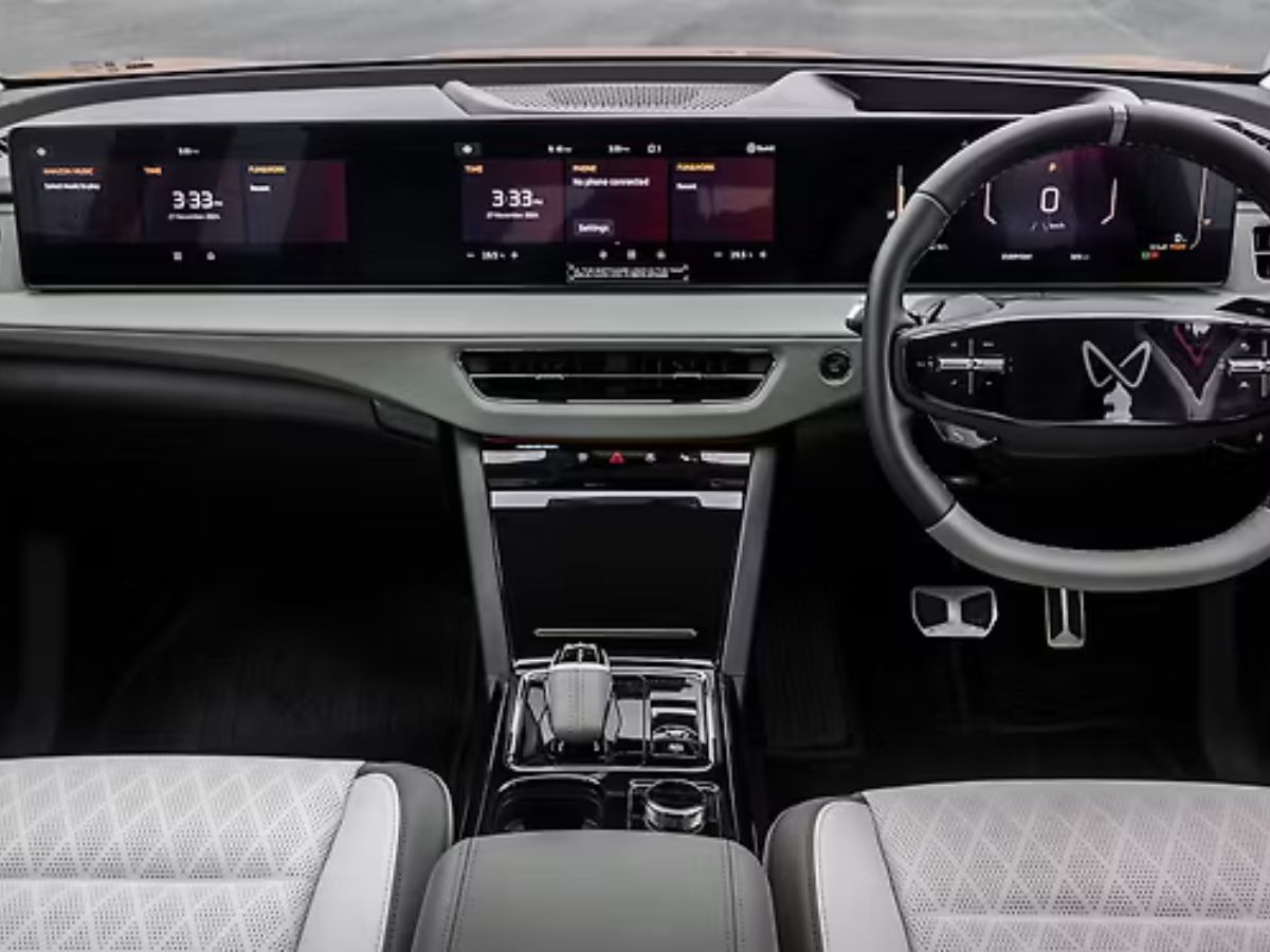 Cinematic Tech Setup - Photo Gallery