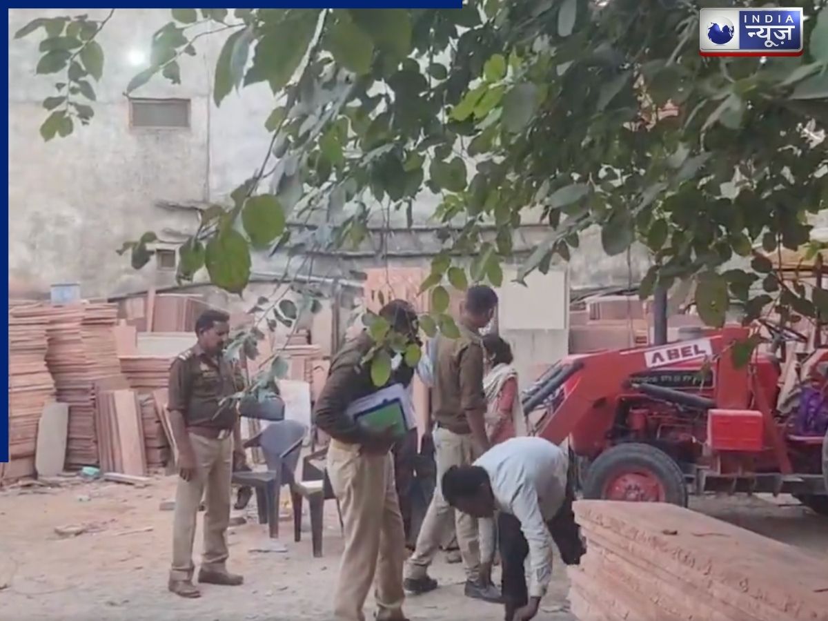 पेट, सीना, गर्दन और चेहरा…देवर ने भाभी को किया लहूलुहान, खुद बचने के लिए पेड़ से लगाई फांसी; पति की उजर गई दुनिया