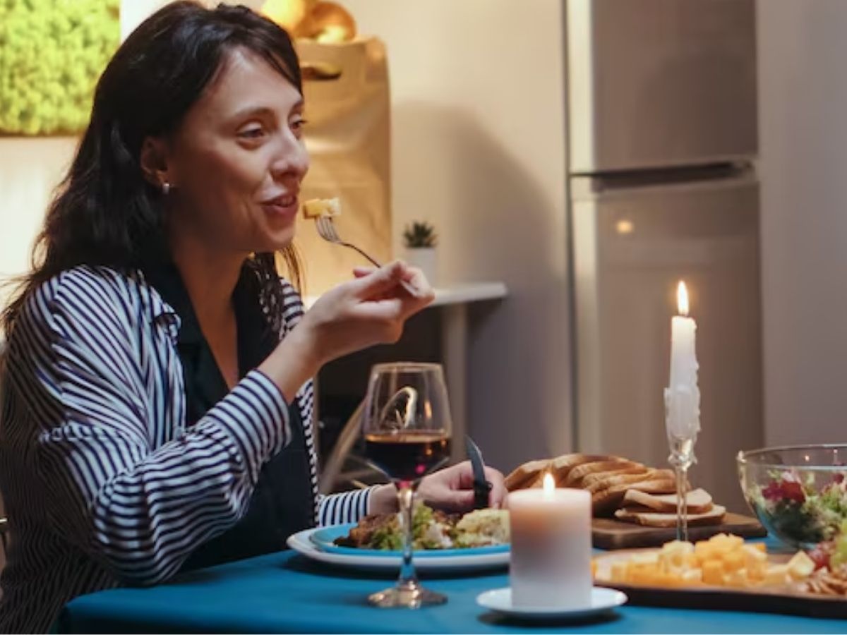 Why is it important to eat a light dinner? - Photo Gallery