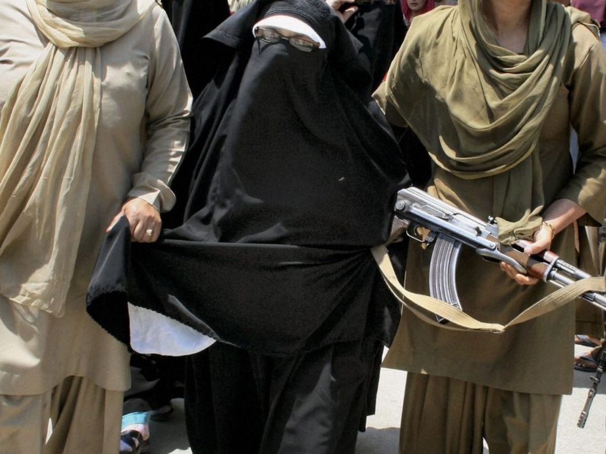 Asiya Andrabi - Photo Gallery