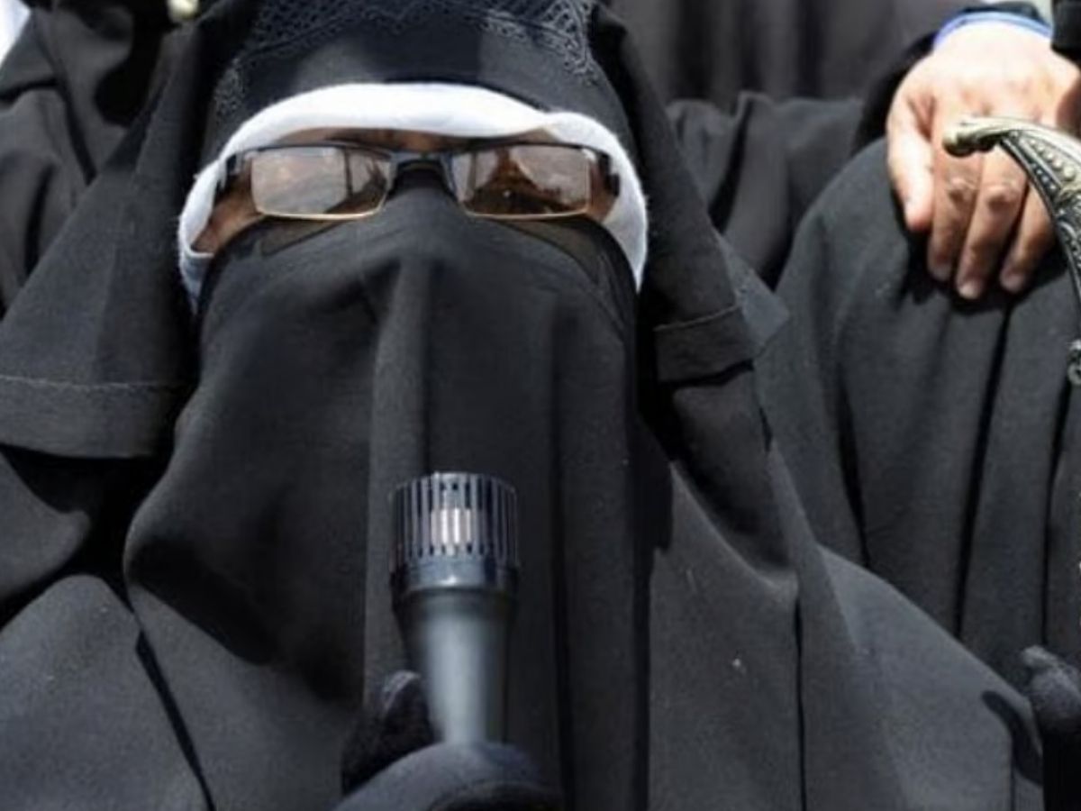 Asiya Andrabi - Photo Gallery