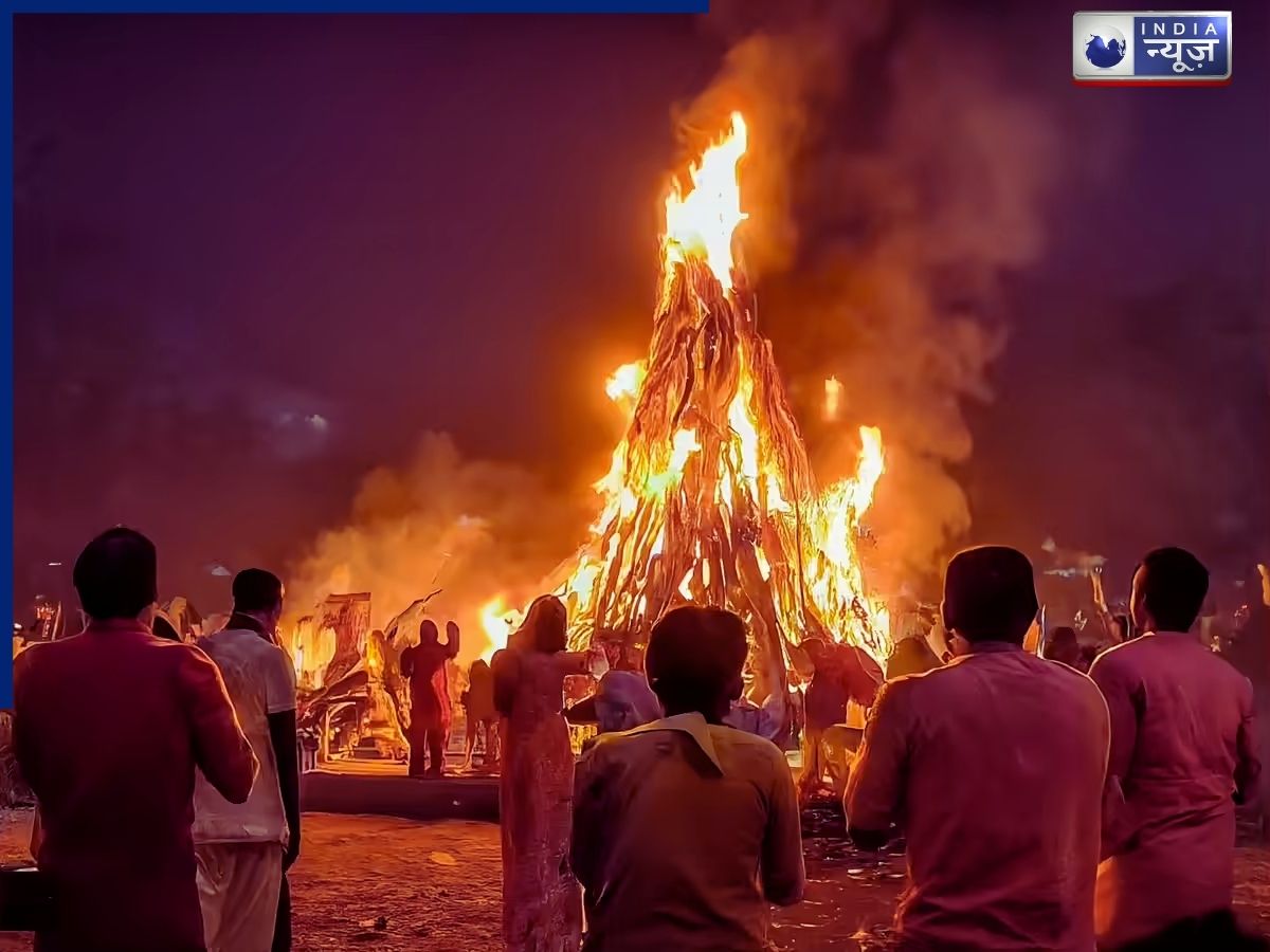 Holi is a symbol of good over evil - Photo Gallery