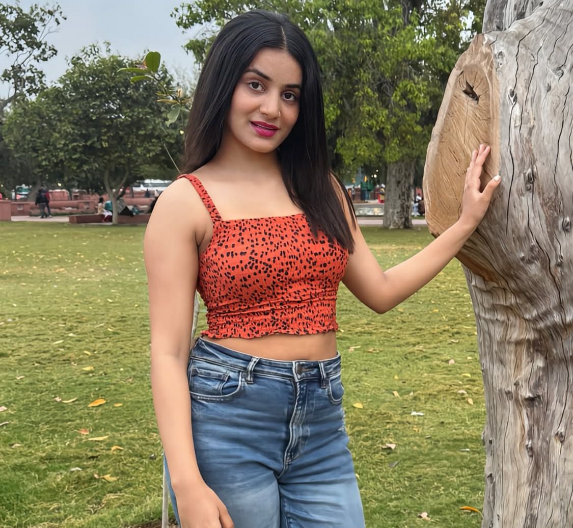 Shweta pundir Wife of cricketer yash dayal - Photo Gallery